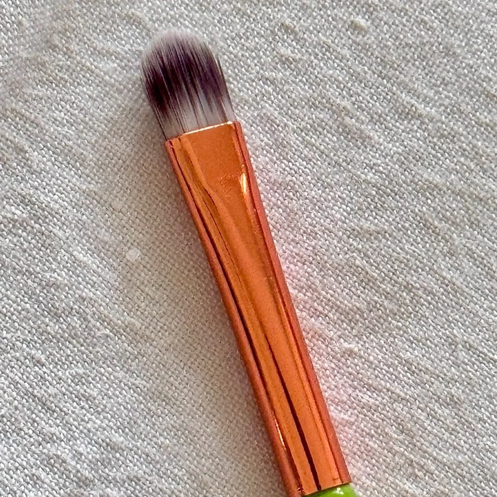 ALAMAR COSMETICS Ojitos Brush Trio Vol 1 Green & Gold 3 Pc Makeup Brush Set